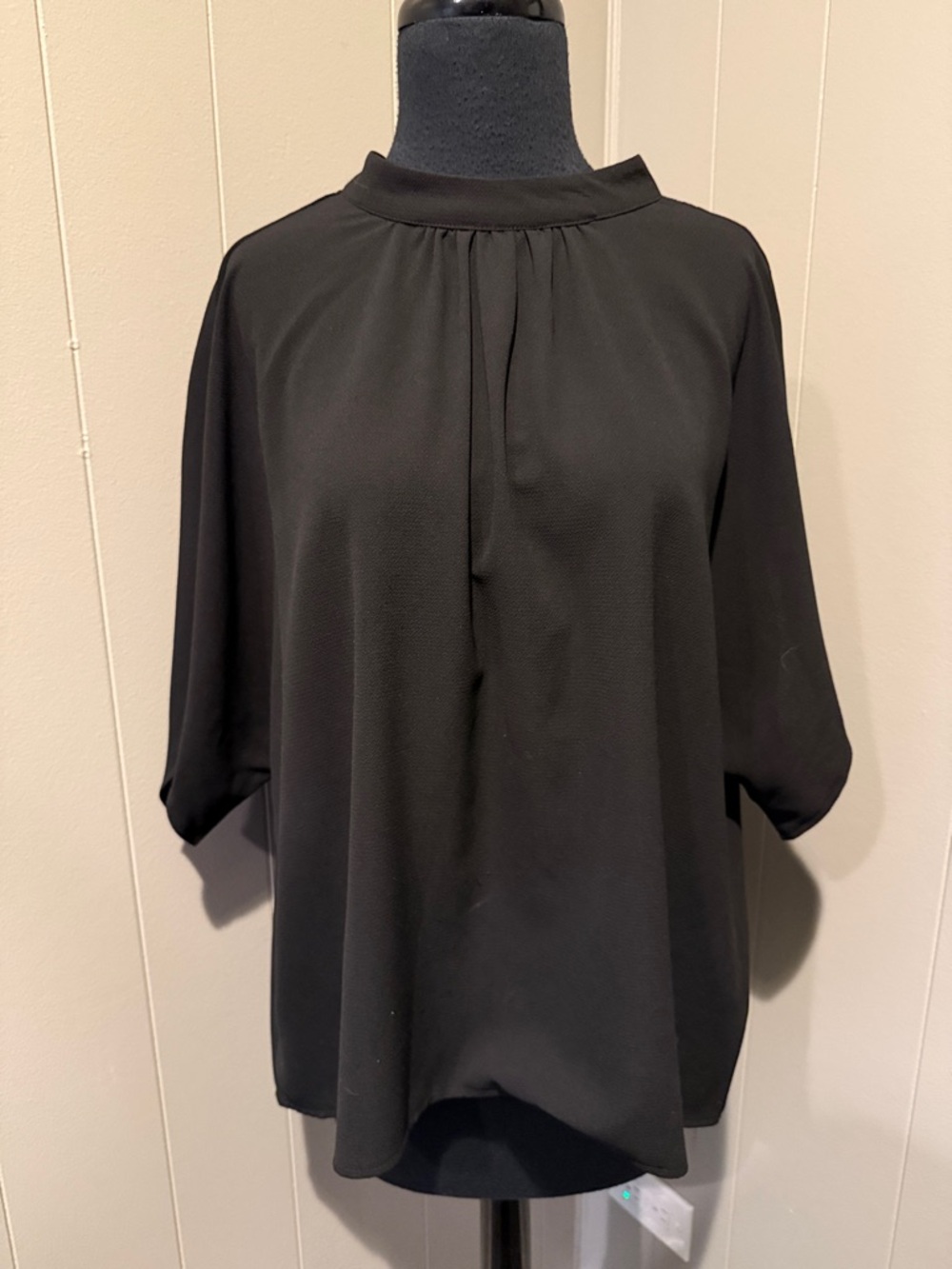 B39 SHEIN Curve Women’s 0XL Black Dolman Sleeve Mock-Neck Blouse Back Tie